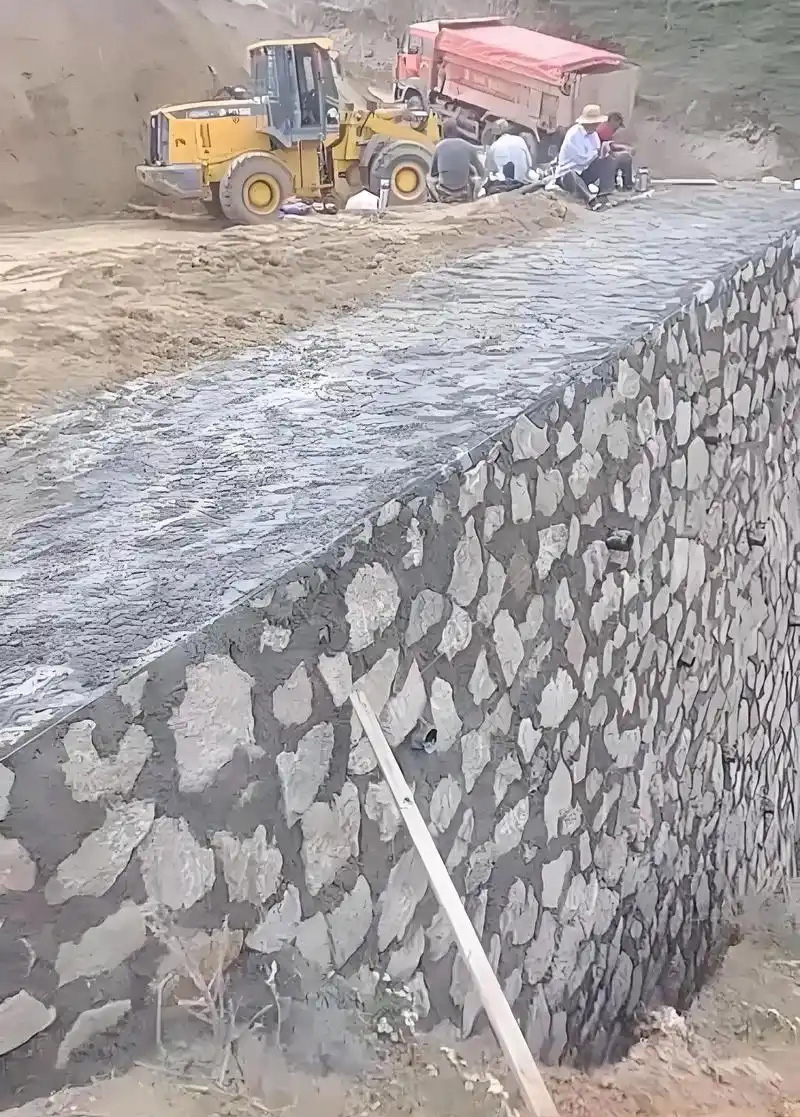 唐山迁安边坡加固